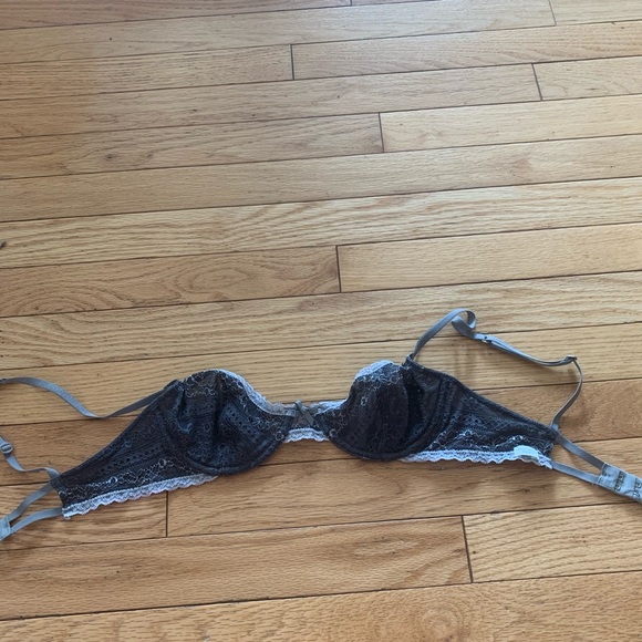 4 different types of bras from all different store - Picture 5 of 16